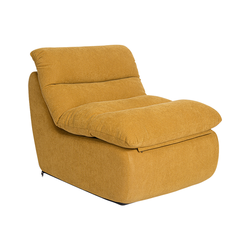 장수를 위해 벨벳 액센트 의자를 유지 관리하고 청소하는 방법